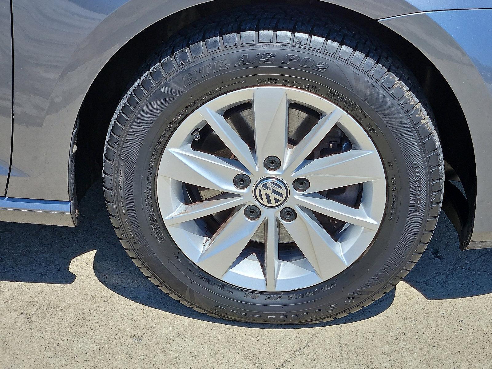 2016 Volkswagen Golf Vehicle Photo in Trevose, PA 19053