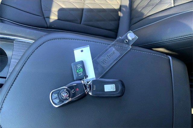 2024 Buick Enclave Vehicle Photo in KANSAS CITY, MO 64114-4545