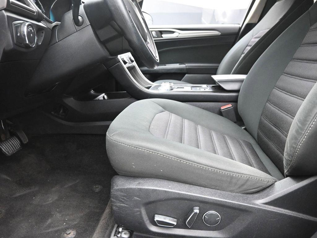 2018 Ford Fusion Hybrid Vehicle Photo in Cedar Rapids, IA 52402