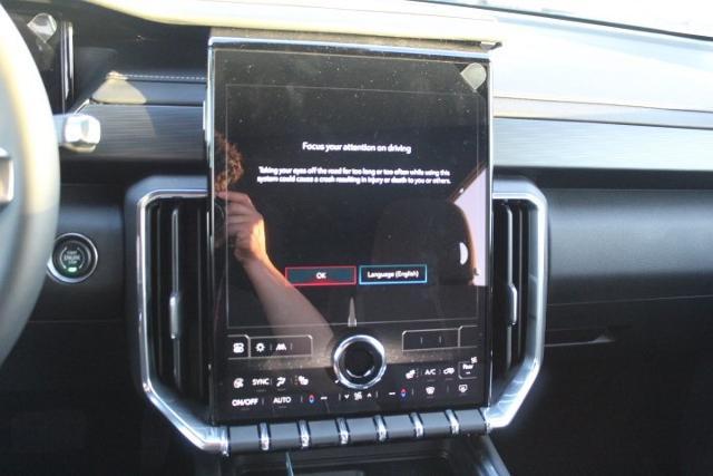 2025 GMC Acadia Vehicle Photo in Greenville, TX 75402