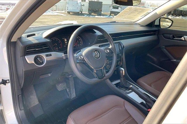 2022 Volkswagen Passat Vehicle Photo in INDEPENDENCE, MO 64055-1314