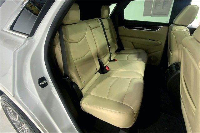 2017 Cadillac XT5 Vehicle Photo in TOPEKA, KS 66609-0000
