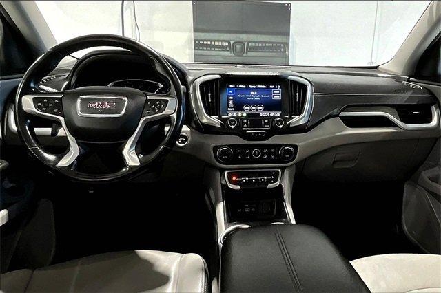 2022 GMC Terrain Vehicle Photo in TOPEKA, KS 66609-0000
