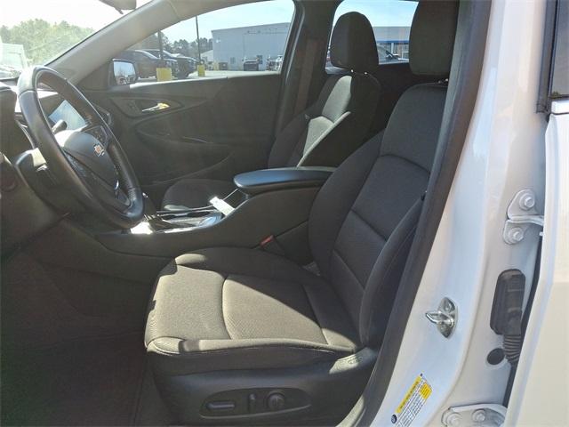 2020 Chevrolet Malibu Vehicle Photo in SEAFORD, DE 19973-8463