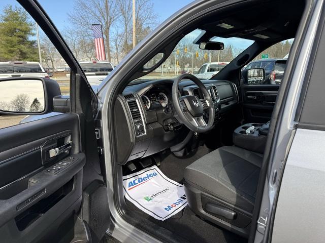 2024 Ram 1500 Classic Vehicle Photo in CHICOPEE, MA 01020-5001