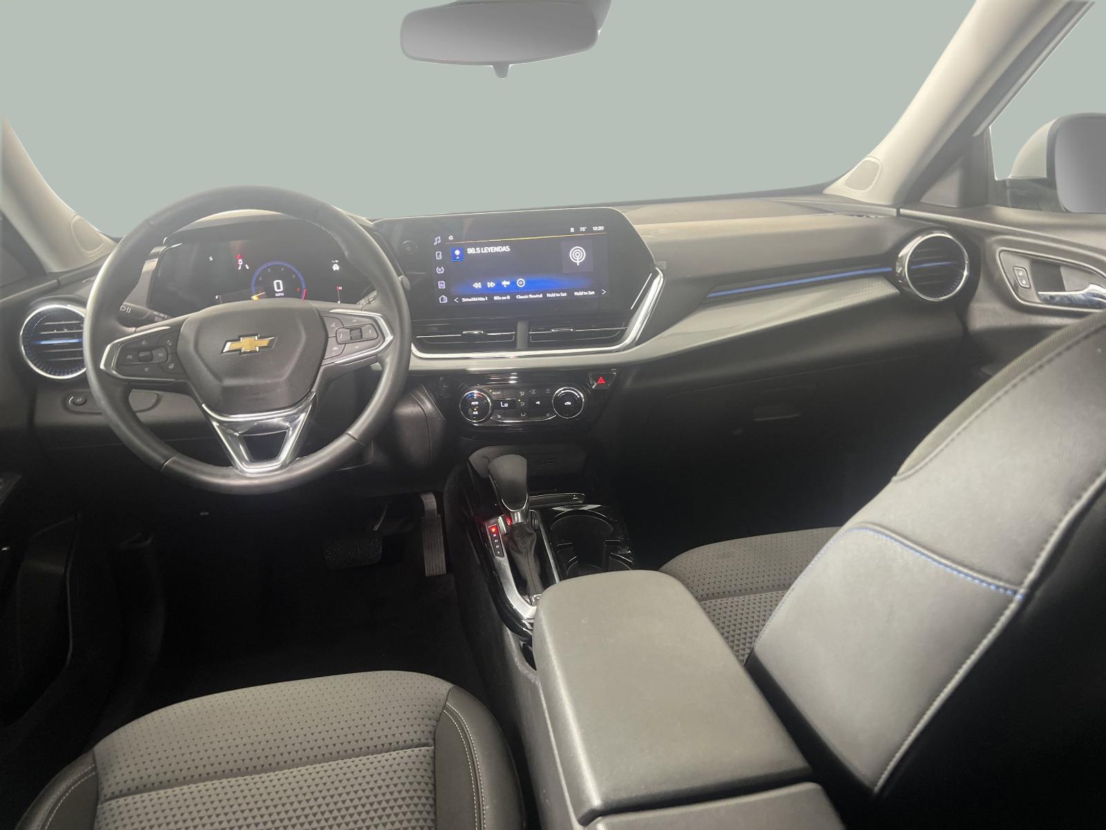 2025 Chevrolet Trax Vehicle Photo in GEORGETOWN, TX 78626-7508