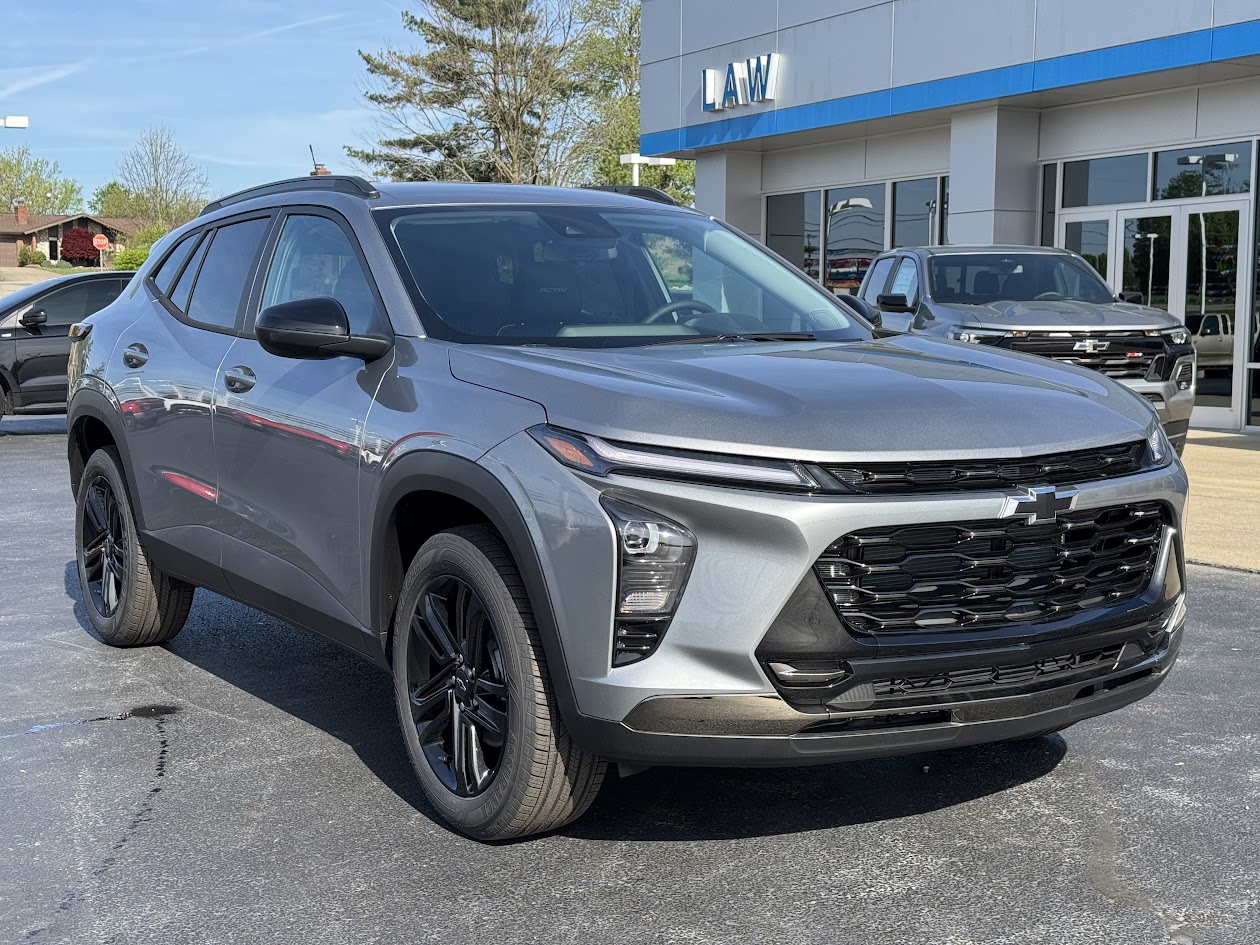 2025 Chevrolet Trax Vehicle Photo in BOONVILLE, IN 47601-9633