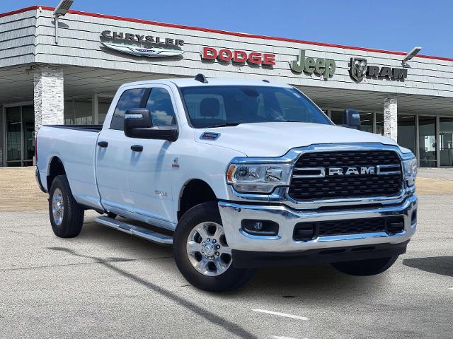 2024 Ram 3500 Vehicle Photo in Ennis, TX 75119-5114