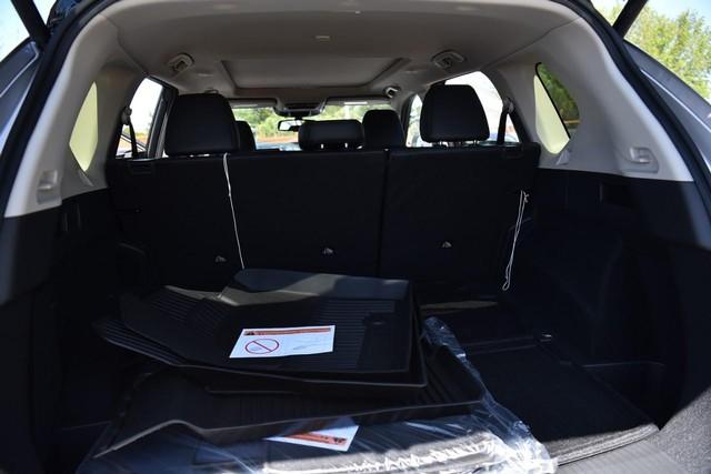 2025 Nissan Rogue Vehicle Photo in Ballwin, MO 63011
