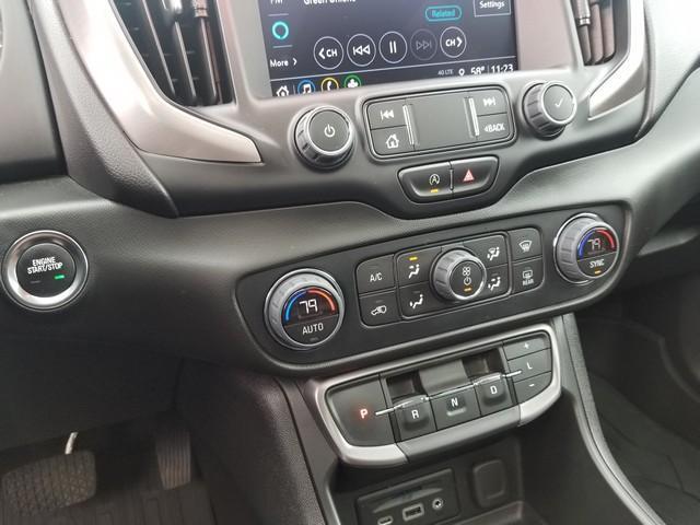 2022 GMC Terrain Vehicle Photo in ELYRIA, OH 44035-6349