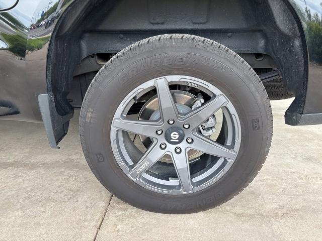 2023 Chevrolet Silverado 1500 Vehicle Photo in MANHATTAN, KS 66502-5036