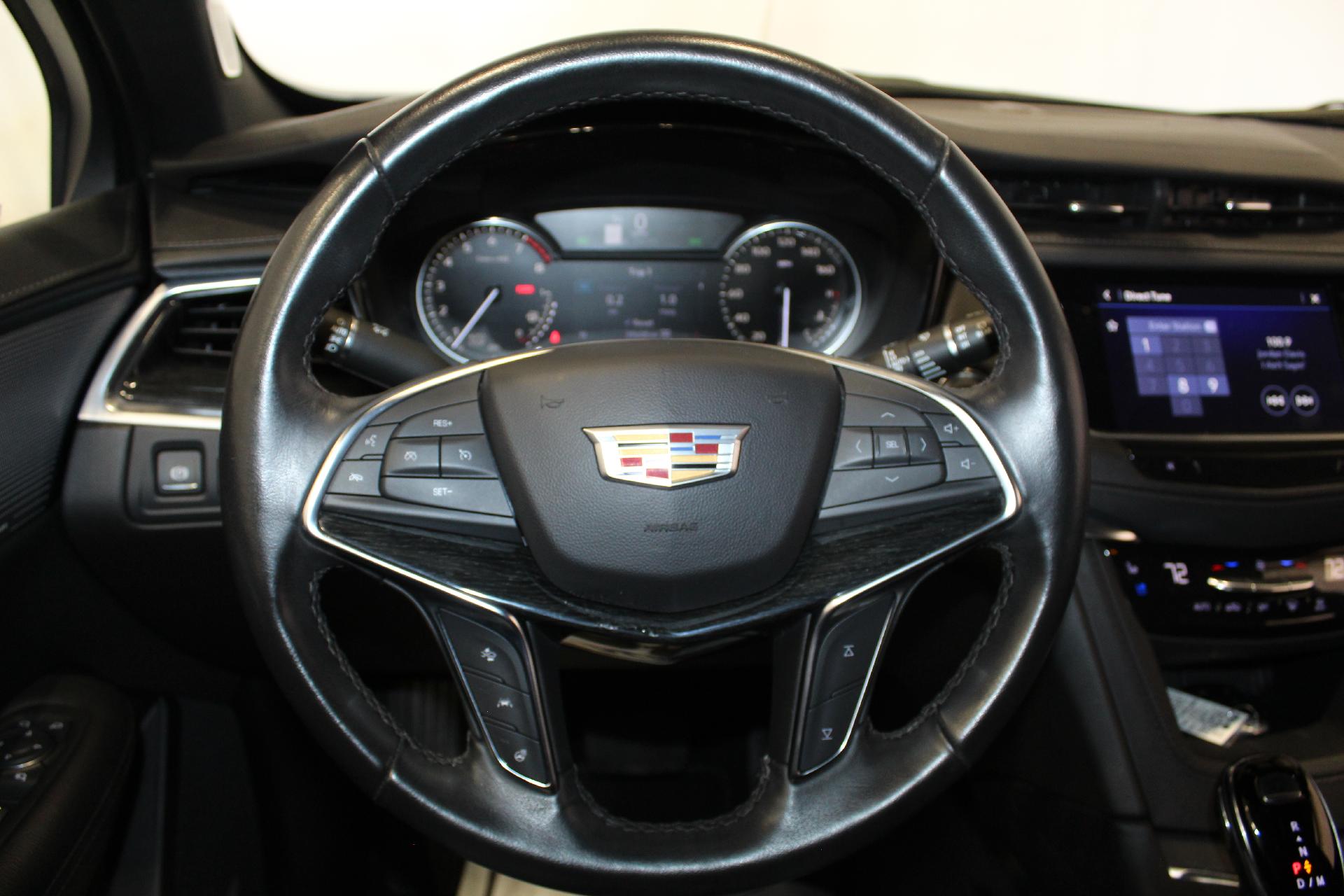 2023 Cadillac XT5 Vehicle Photo in NORTHAMPTON, MA 01060-1120