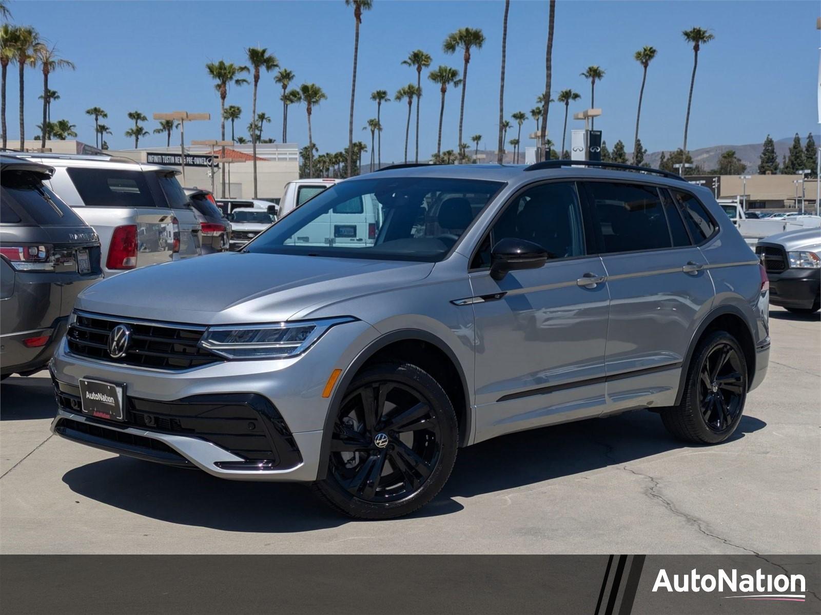 2023 Volkswagen Tiguan Vehicle Photo in Tustin, CA 92782
