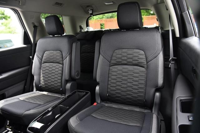 2025 Nissan Pathfinder Vehicle Photo in Ballwin, MO 63011