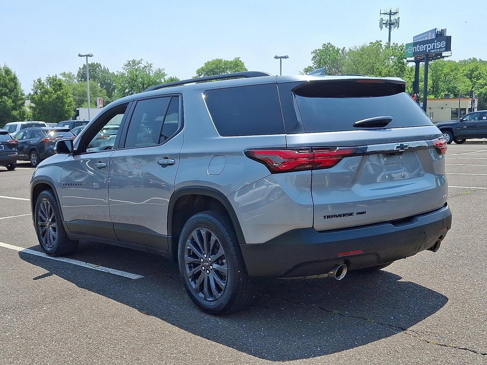 2023 Chevrolet Traverse Vehicle Photo in Trevose, PA 19053