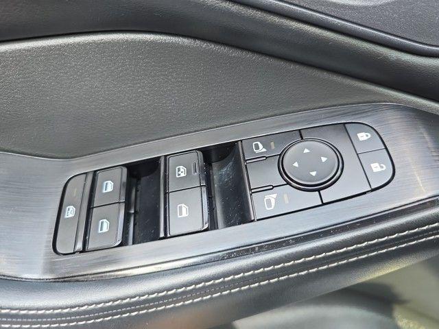 2023 Nissan Rogue Vehicle Photo in Pleasant Hills, PA 15236