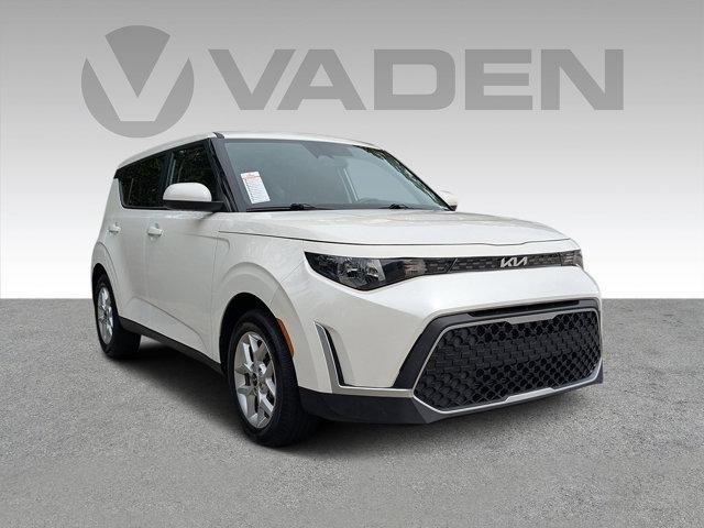 2023 Kia Soul Vehicle Photo in BRUNSWICK, GA 31525-1881