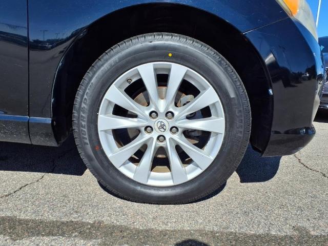 2013 Toyota Venza Vehicle Photo in HENDERSON, NC 27536-2966