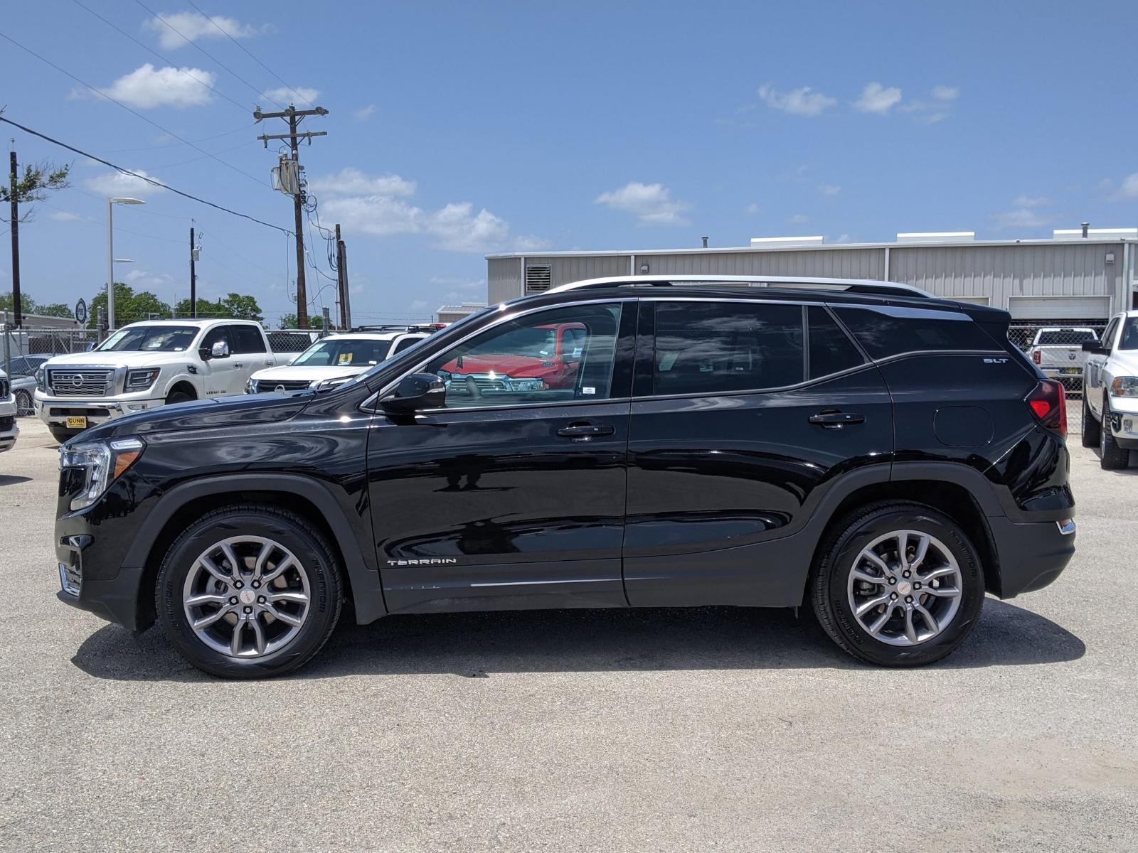 2024 GMC Terrain Vehicle Photo in Seguin, TX 78155
