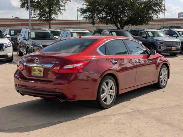 2017 Nissan Altima Vehicle Photo in San Antonio, TX 78209