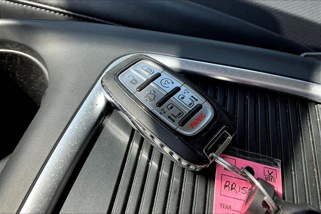 2024 Chrysler Pacifica Vehicle Photo in San Antonio, TX 78230