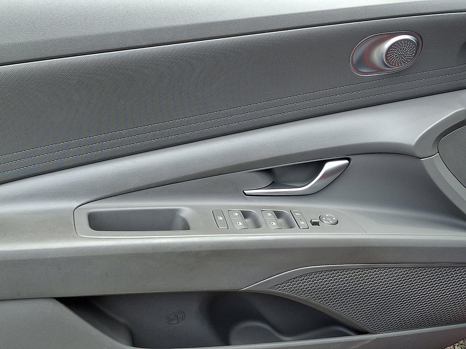 2023 Hyundai ELANTRA Vehicle Photo in Trevose, PA 19053