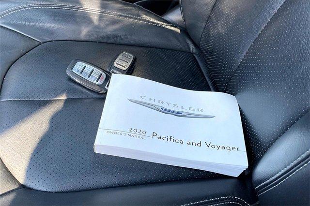 2020 Chrysler Pacifica Vehicle Photo in INDEPENDENCE, MO 64055-1314