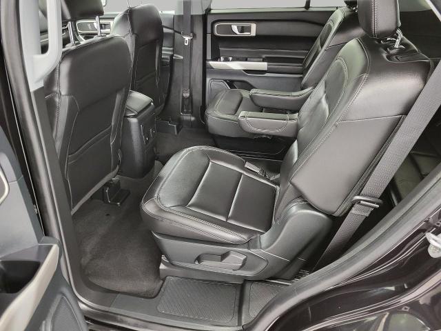 2023 Ford Explorer Vehicle Photo in Neenah, WI 54956