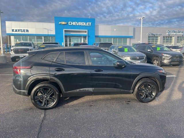 2024 Chevrolet Trax Vehicle Photo in SAUK CITY, WI 53583-1301