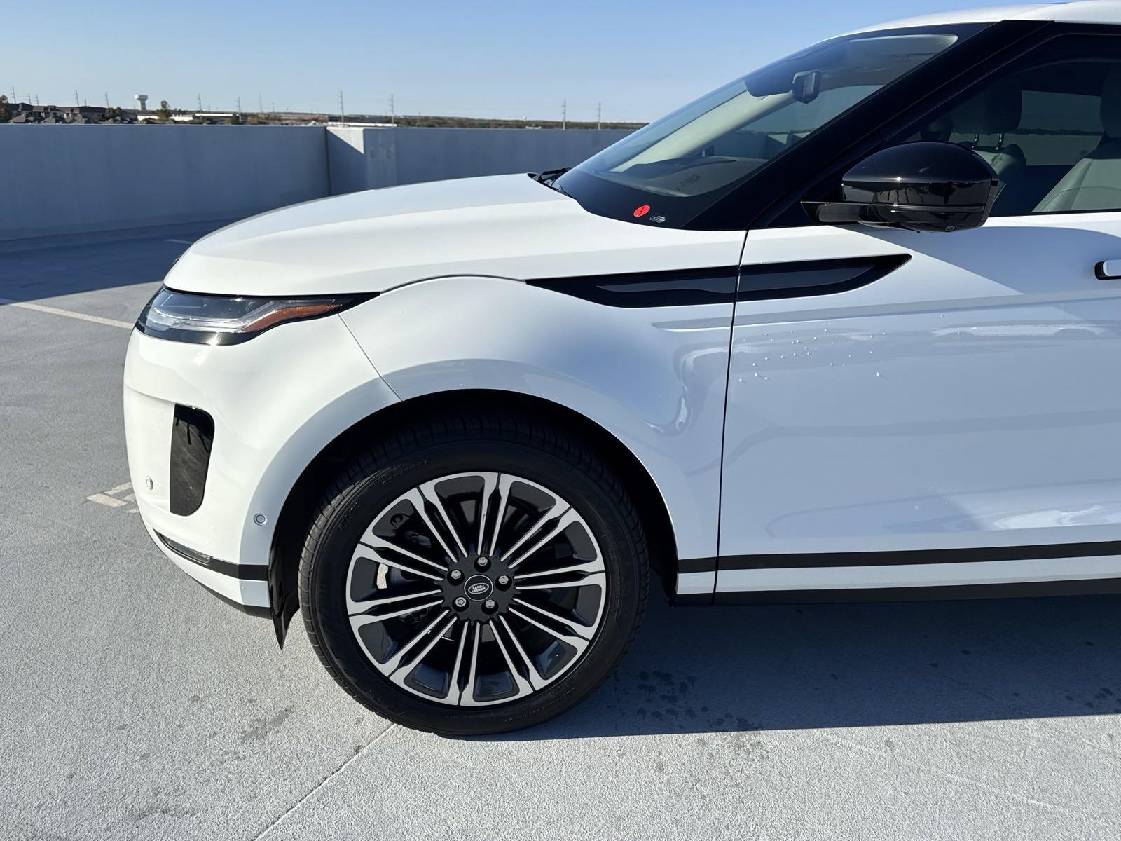 2024 Range Rover Evoque Vehicle Photo in AUSTIN, TX 78717