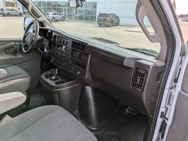 2022 GMC Savana Cargo Van Vehicle Photo in SELMA, TX 78154-1459