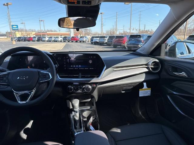 2025 Chevrolet Trax Vehicle Photo in MANHATTAN, KS 66502-5036