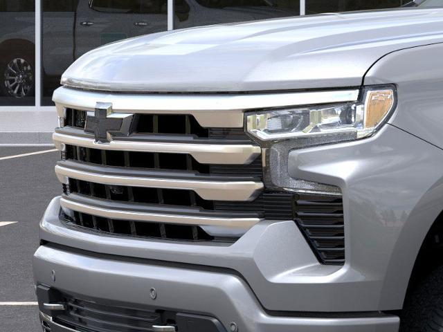 2025 Chevrolet Silverado 1500 Vehicle Photo in GREENACRES, FL 33463-3207