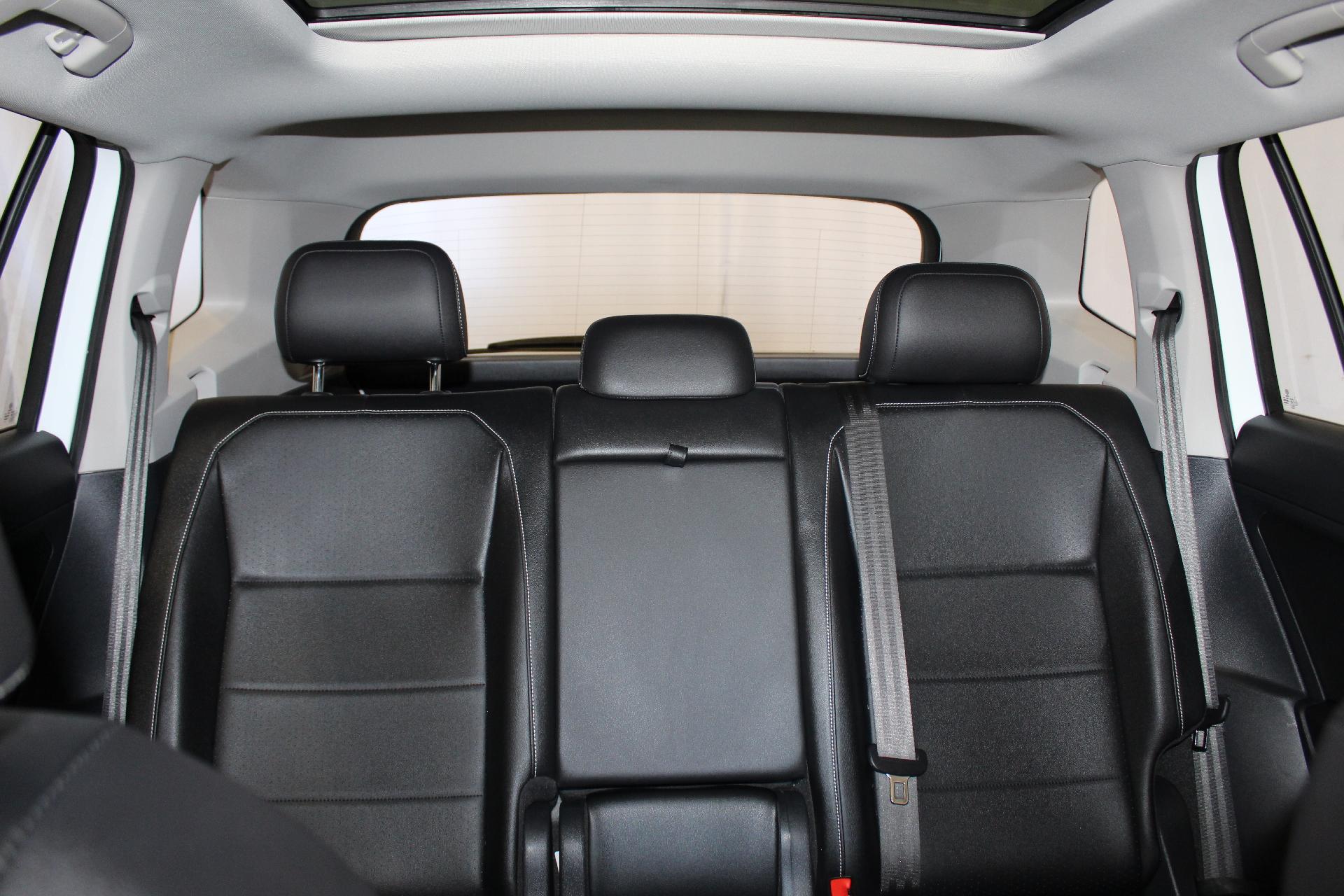 2021 Volkswagen Tiguan Vehicle Photo in NORTHAMPTON, MA 01060-1120