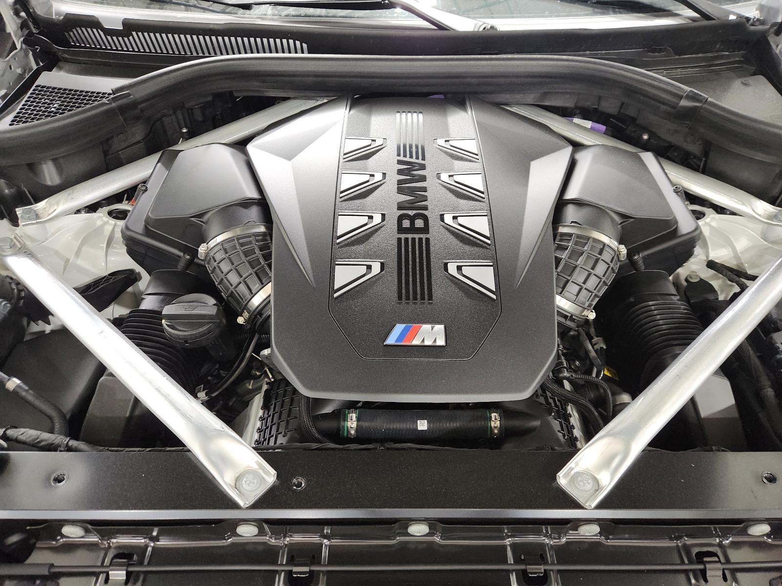 2025 BMW X6 M60i Vehicle Photo in GRAPEVINE, TX 76051