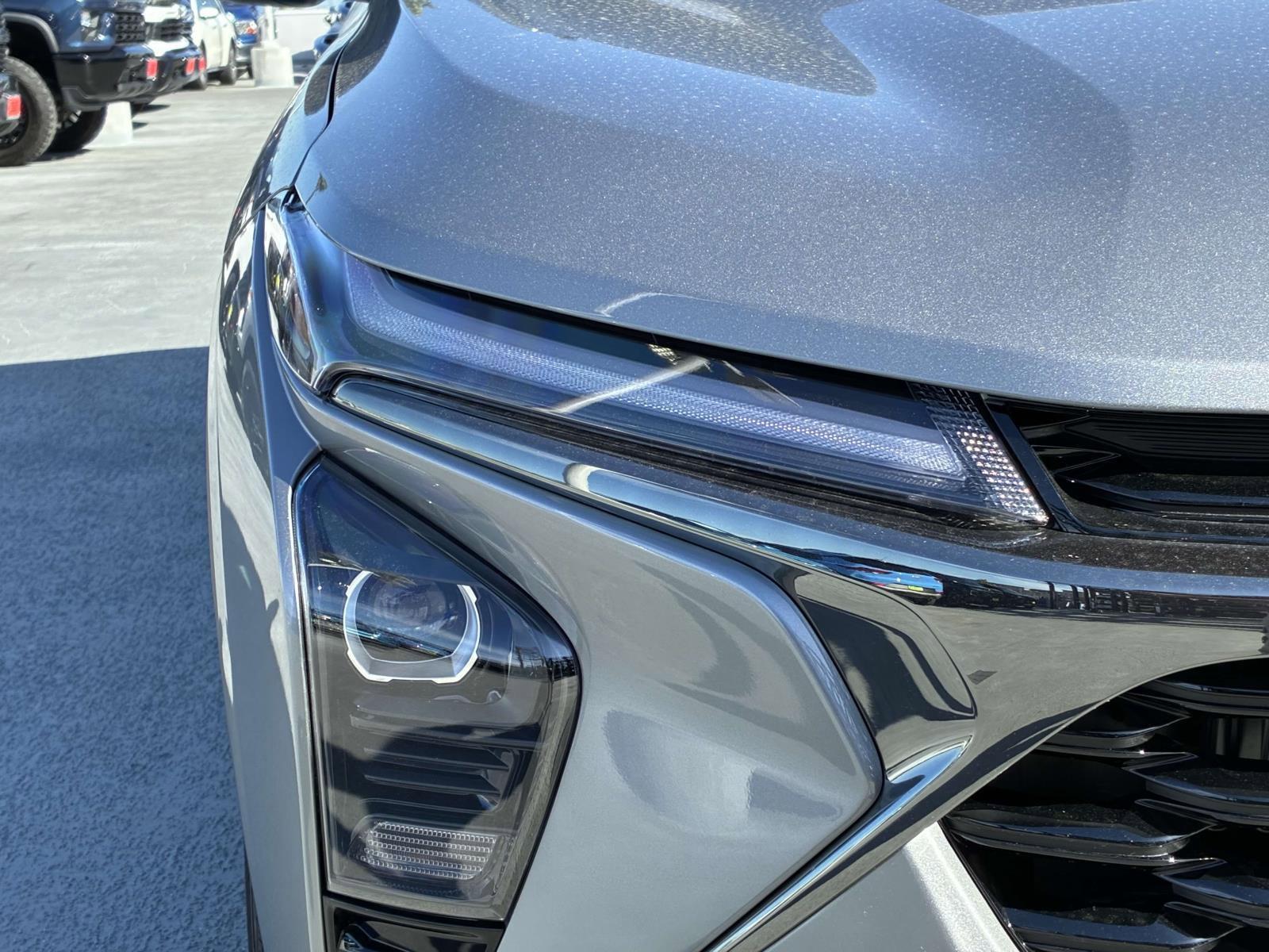 2025 Chevrolet Trax Vehicle Photo in LOS ANGELES, CA 90007-3794