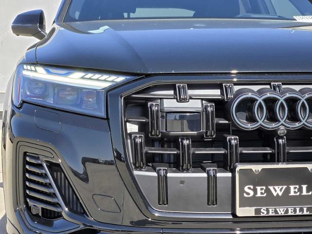 2025 Audi Q7 Vehicle Photo in SUGAR LAND, TX 77478