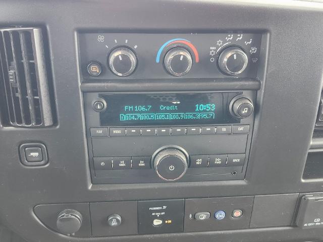 2023 Chevrolet Express Cargo 2500 Vehicle Photo in GREEN BAY, WI 54304-5303
