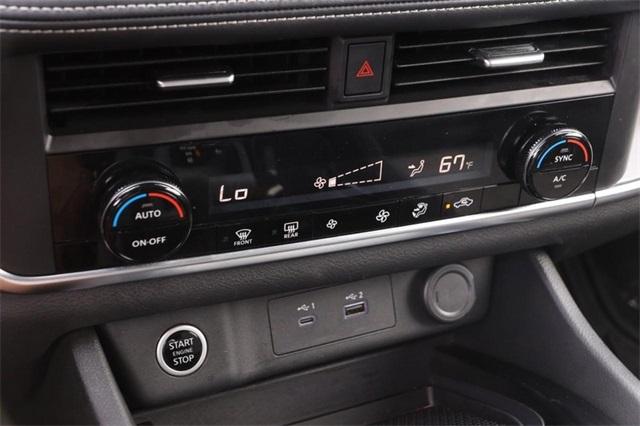 2023 Nissan Rogue Vehicle Photo in Hazelwood, MO 63042