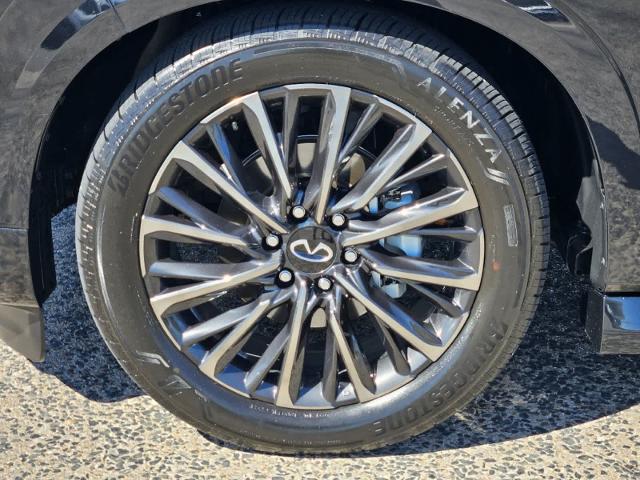 2025 INFINITI QX80 Vehicle Photo in Fort Worth, TX 76132