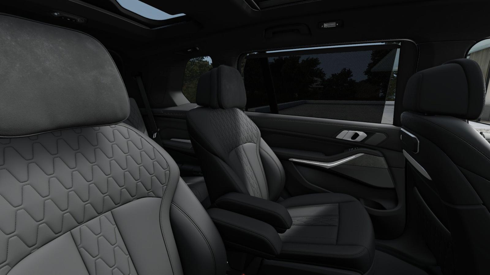 2026 BMW X7 M60i Vehicle Photo in GRAPEVINE, TX 76051