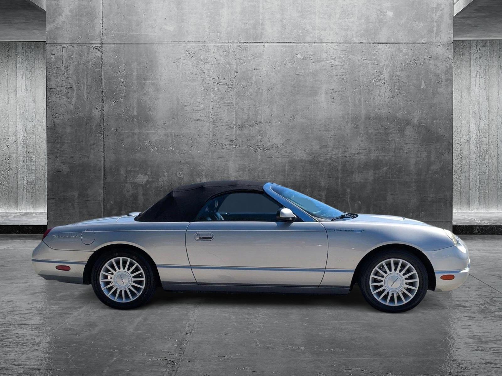 2005 Ford Thunderbird Vehicle Photo in PEMBROKE PINES, FL 33024-6534