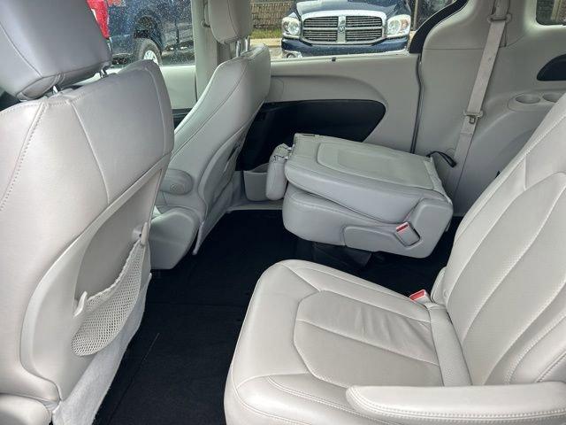 2018 Chrysler Pacifica Vehicle Photo in MEDINA, OH 44256-9631
