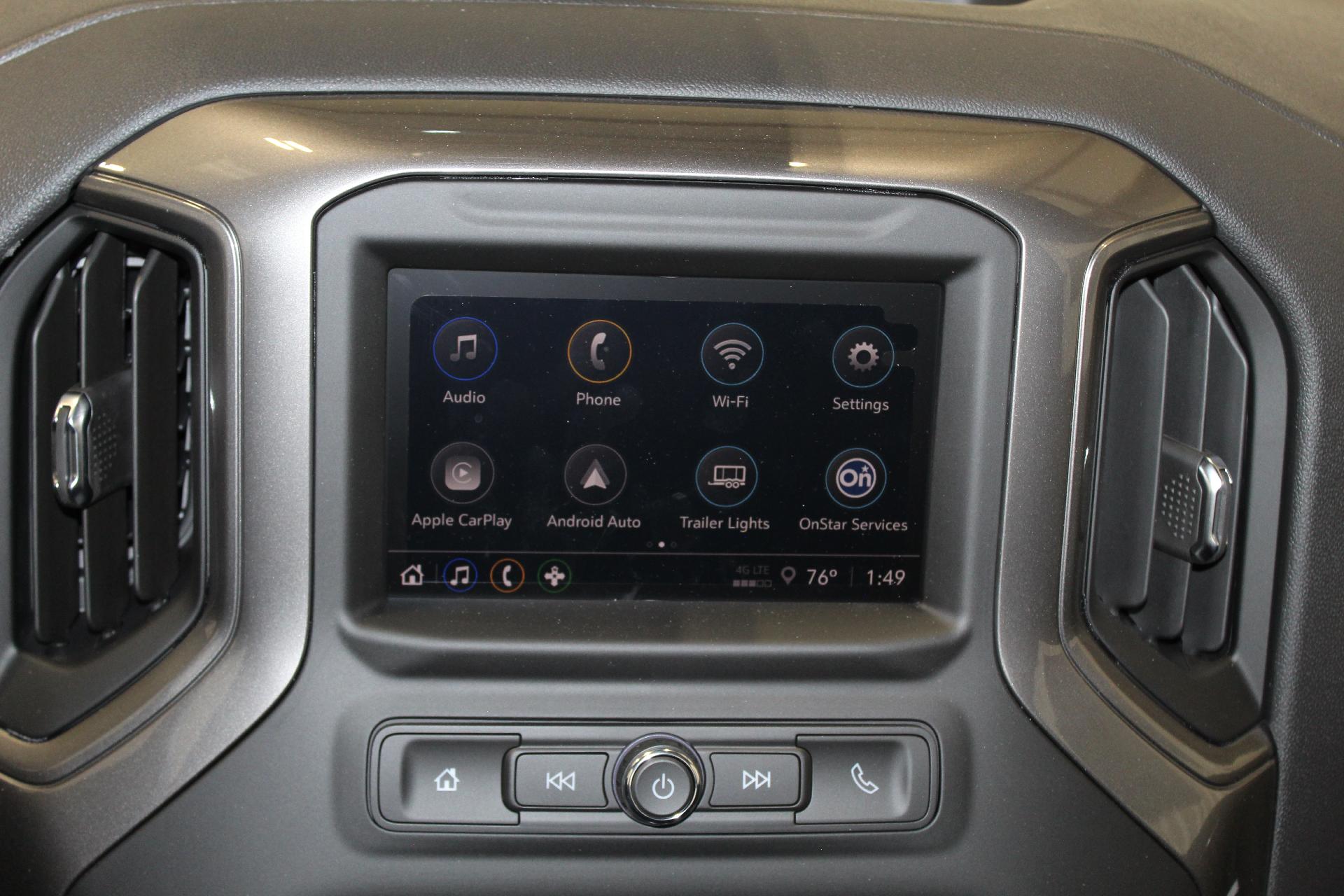 2025 Chevrolet Silverado 1500 Vehicle Photo in NORTHAMPTON, MA 01060-1120