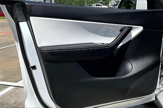 2021 Tesla Model Y Vehicle Photo in Houston, TX 77007
