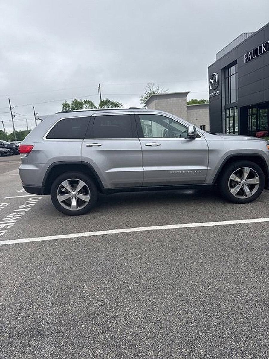 2015 Jeep Grand Cherokee Vehicle Photo in Trevose, PA 19053
