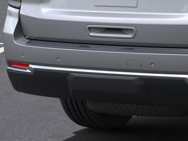 2025 Chevrolet Suburban Vehicle Photo in GREENACRES, FL 33463-3207