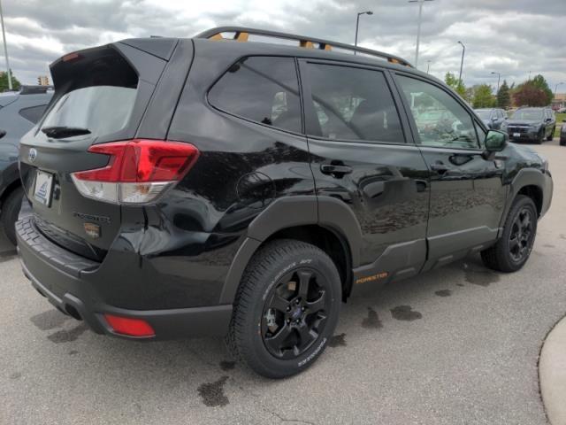 2025 Subaru Forester Vehicle Photo in Green Bay, WI 54304