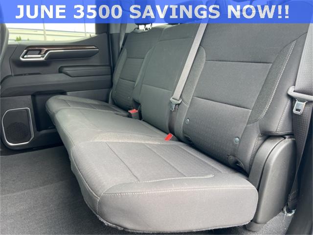 2023 Chevrolet Silverado 1500 Vehicle Photo in GREEN BAY, WI 54304-5303
