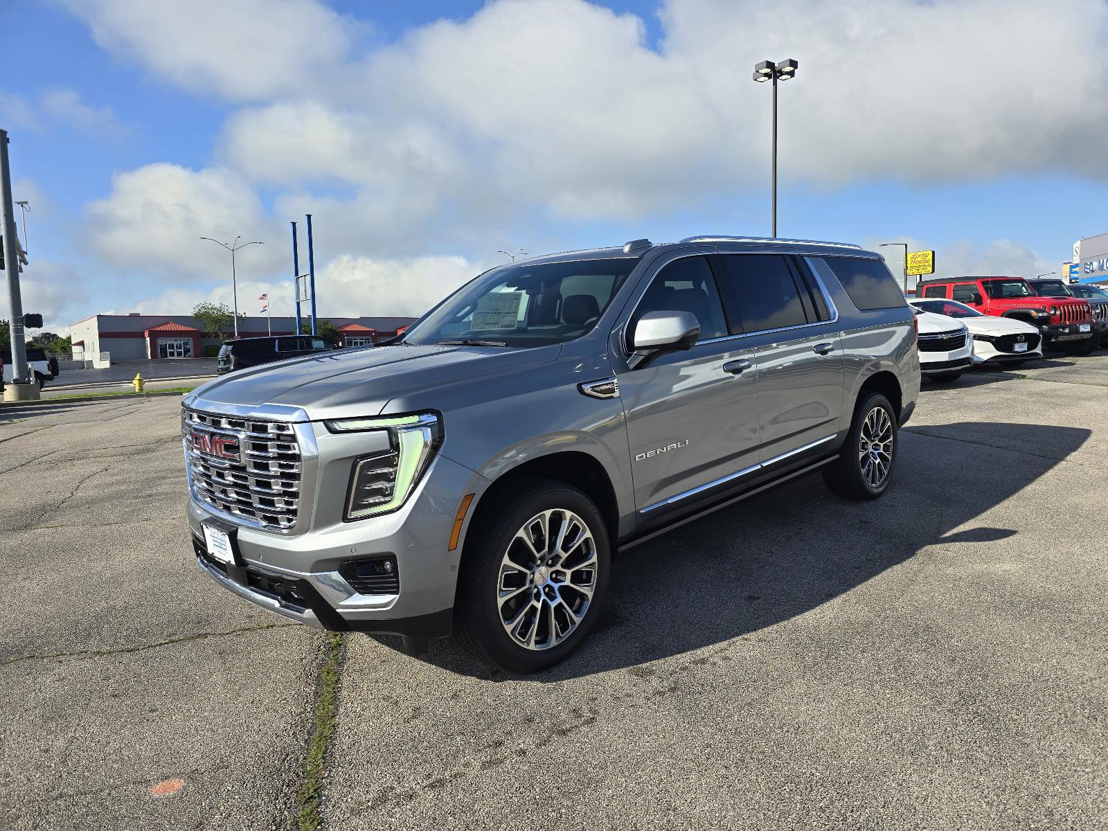 2025 GMC Yukon XL Vehicle Photo in Rolla, MO 65401